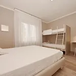 Chiara
